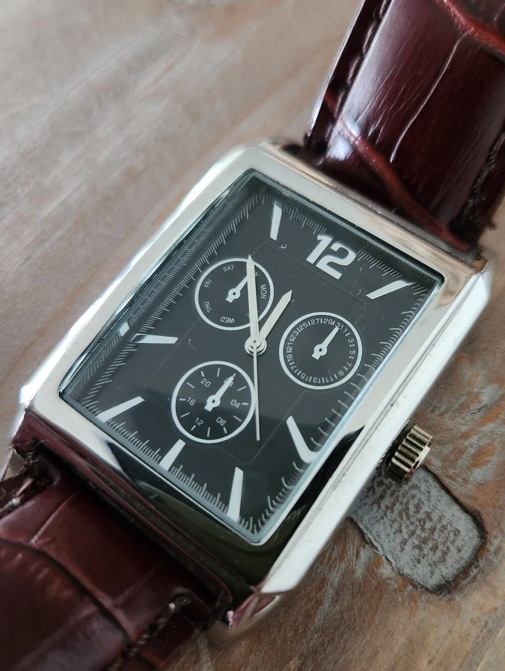 ⌚ Merona Men's Rectangular Dress Watch | Brown Croc-Embossed Strap | New Battery